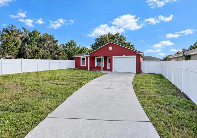 Single family home for sale at 2949 Illinois Ave, LAKELAND, FL 33803 | MLS# O6451404