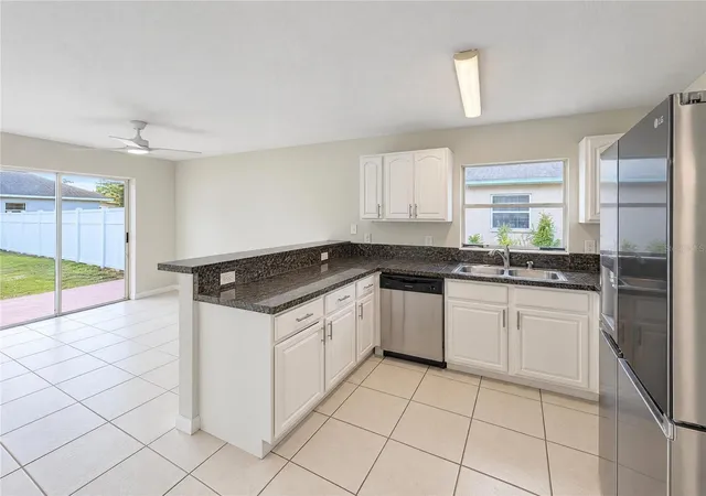 Photo 1 of Single family home for sale at 2949 Illinois Ave, Lakeland, FL 33803 | MLS# O6451404 | Listing updated on 2026-10-21