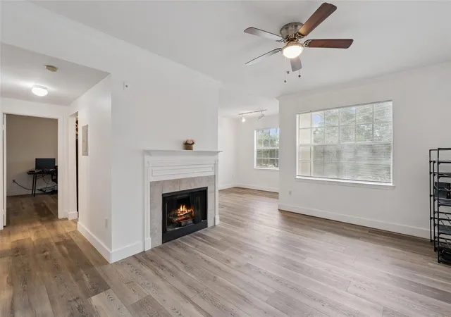 Photo 3 of Condo for sale at 2558 Robert Trent Jones Dr #1435, Orlando, FL 32835 | MLS# O6451405 | Listing updated on 2026-10-23