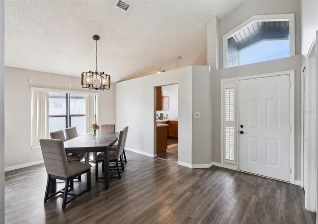 Photo 4 of Single family home for sale at 381 Mainsail Ct, Lake Mary, FL 32746 | MLS# O6451413 | Listing updated on 2026-10-29
