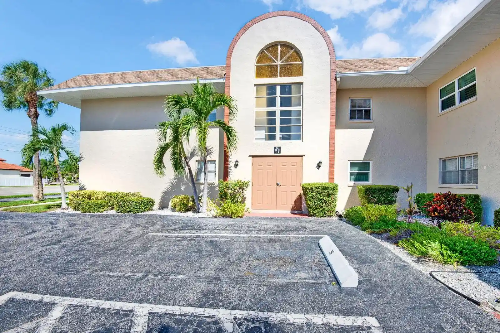 Listing Photo 1 - Condo for sale in 2727 75Th St W located at 2727 75Th St W, Bradenton, FL 34209 - Unit #7A15