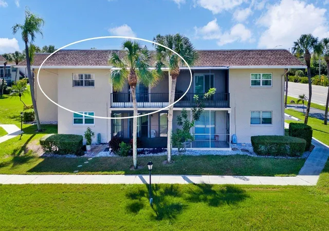 Photo 3 of Condo for sale at 2727 75th Street W #7A15, Bradenton, FL 34209 | MLS# A4710289 | Listing updated on 2026-10-23
