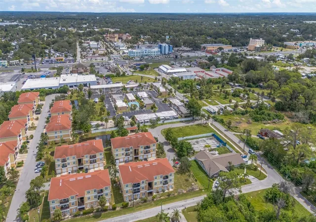 Photo 4 of Condo for sale at 6395 Banyan Blvd #301, New Port Richey, FL 34652 | MLS# W7890481 | Listing updated on 2026-10-21