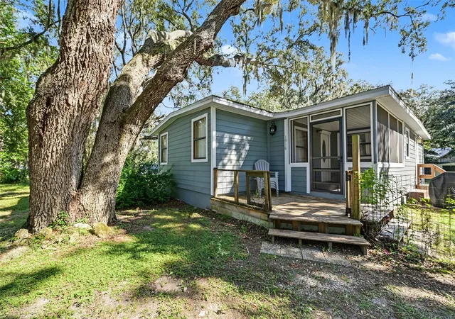 Photo 1 of Single family home for sale at 1916 Beachway Ln, Odessa, FL 33556 | MLS# TB8559979 | Listing updated on 2026-10-22