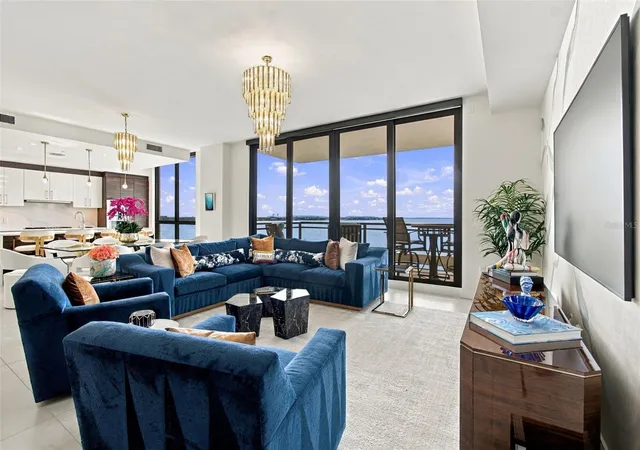 Photo 2 of Condo for sale at 2103 Bayshore Blvd #706, Tampa, FL 33606 | MLS# TB8559987 | Listing updated on 2026-10-22