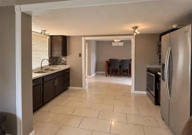 Photo 3 of Single family home for sale at 90 12th Street, Saint Cloud, FL 34769 | MLS# S5159912 | Listing updated on 2026-10-24
