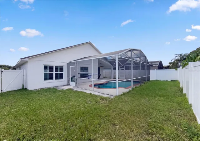 Photo 4 of Single family home for sale at 4615 Eaglet Ln, Kissimmee, FL 34746 | MLS# O6451425 | Listing updated on 2026-10-30