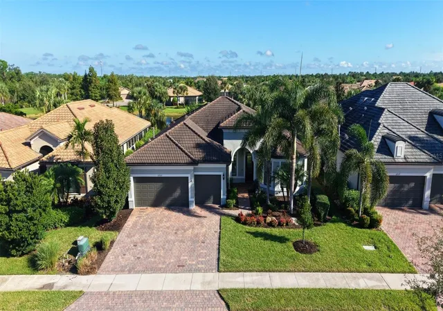 Single family home for sale at 16925 Pelham Pl, BRADENTON, FL 34202 | MLS# A4710294