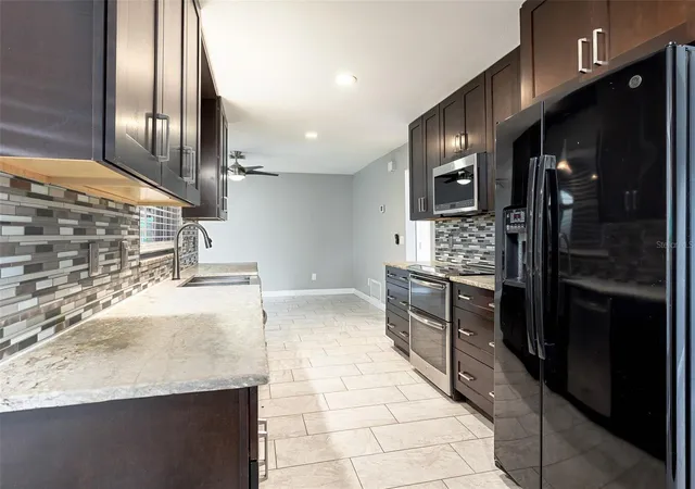 Photo 3 of Single family home for sale at 1021 Princess Gate Blvd, Winter Park, FL 32792 | MLS# O6451435 | Listing updated on 2026-10-28