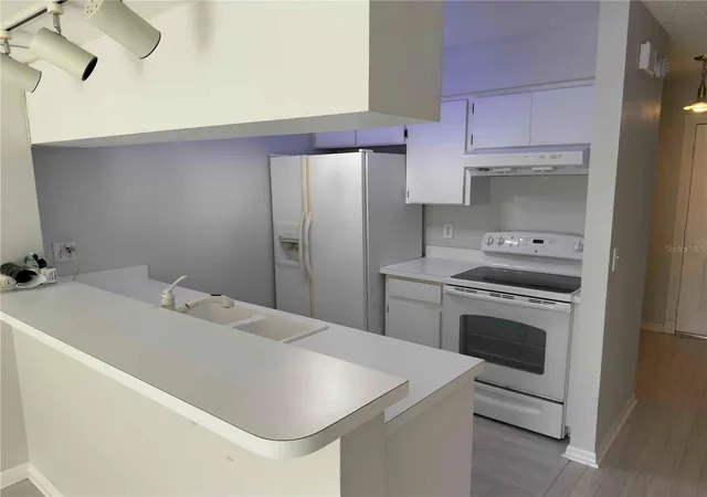 Photo 3 of Townhouse for sale at 5143 Northdale Blvd, Tampa, FL 33624 | MLS# TB8560011 | Listing updated on 2026-10-27