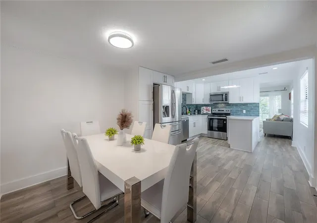 Photo 4 of Single family home for sale at 2118 S Venus St, Tampa, FL 33629 | MLS# TB8560016 | Listing updated on 2026-10-21