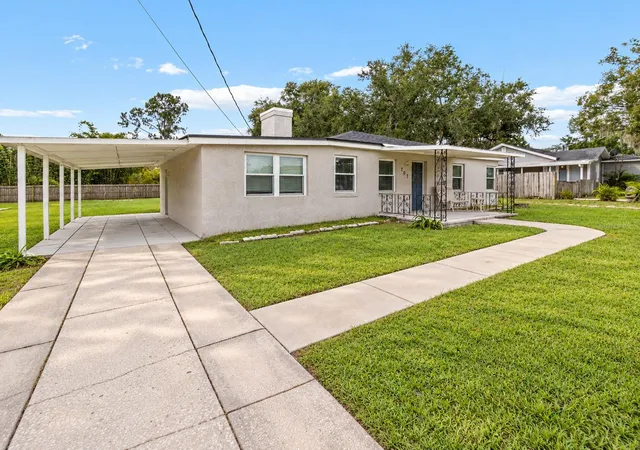 Single family home for sale at 707 E Crawford St, LAKELAND, FL 33805 | MLS# L4965930