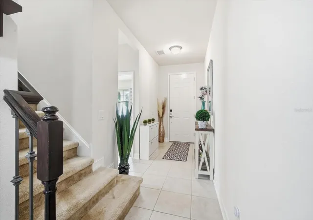Photo 3 of Single family home for sale at 13821 Fairway Bunker Dr, Tampa, FL 33626 | MLS# TB8560018 | Listing updated on 2026-10-22