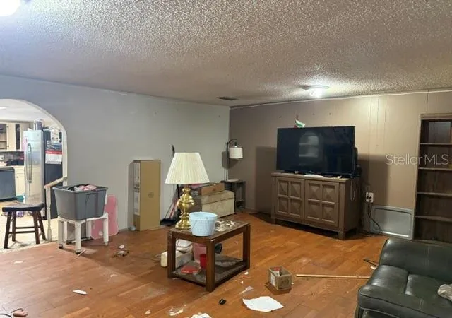 Photo 3 of Single family home for sale at 3605 Dr Love Rd, Orlando, FL 32810 | MLS# O6451454 | Listing updated on 2026-10-21