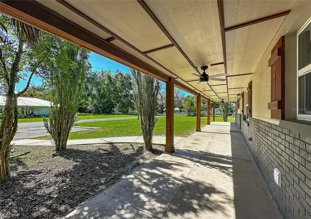 Photo 3 of Single family home for sale at 327 Ne 6th Avenue, Trenton, FL 32693 | MLS# OM734406 | Listing updated on 2026-10-23