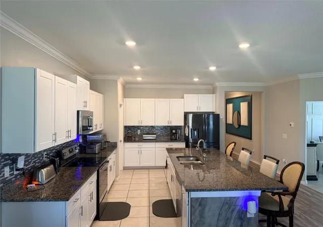 Photo 3 of Single family home for sale at 5457 Leslie Cyn Dr, Wimauma, FL 33598 | MLS# TB8560032 | Listing updated on 2026-10-23