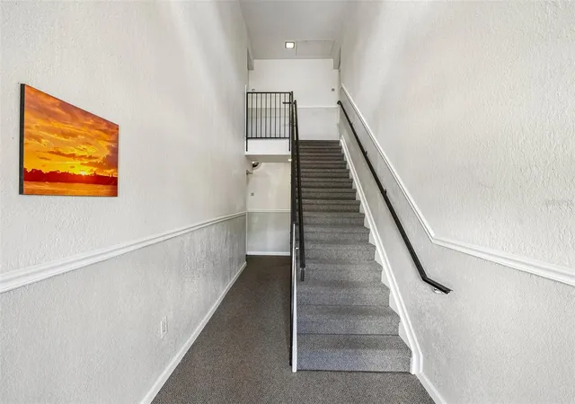 Photo 4 of Condo for sale at 102 Pompano Dr SE #D, Saint Petersburg, FL 33705 | MLS# TB8560041 | Listing updated on 2026-10-23