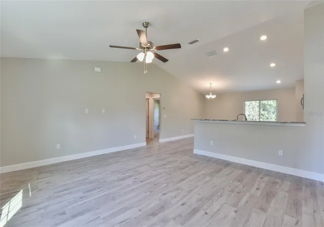 Photo 4 of Single family home for sale at 256 Marion Oaks Trl, Ocala, FL 34473 | MLS# O6451469 | Listing updated on 2026-10-22