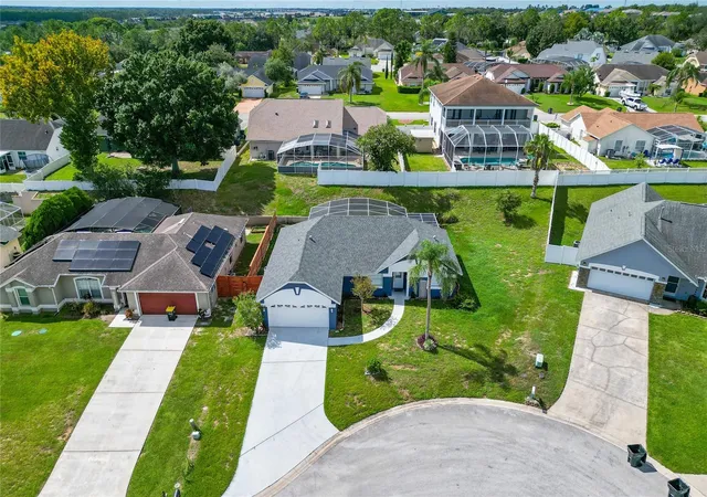Photo 4 of Single family home for sale at 5565 Loma Vista Loop, Davenport, FL 33896 | MLS# O6451473 | Listing updated on 2026-10-27