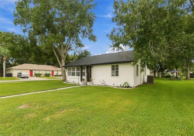 Photo 2 of Single family home for sale at 438 Virginia Ave, Saint Cloud, FL 34769 | MLS# S5159921 | Listing updated on 2026-10-23