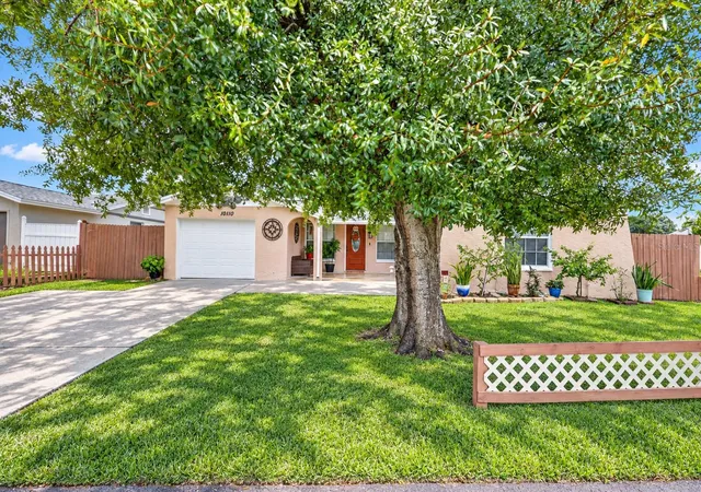 Photo 1 of Single family home for sale at 10110 Moores Ml Ct, Tampa, FL 33615 | MLS# TB8560055 | Listing updated on 2026-10-23