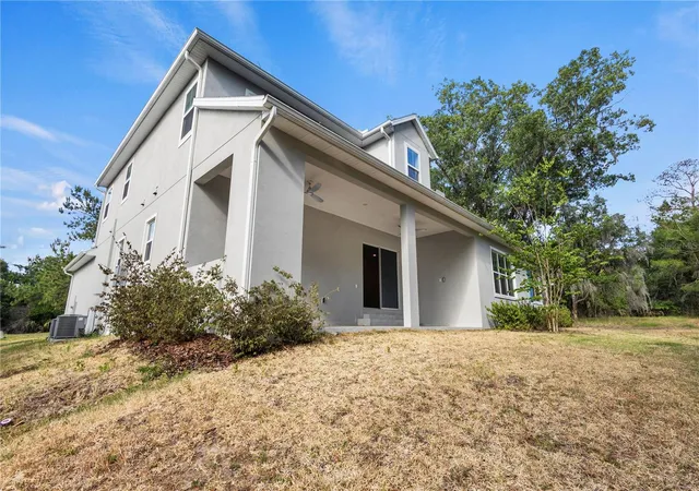 Photo 4 of Single family home for sale at 6622 Summit View Dr, Brooksville, FL 34601 | MLS# TB8560062 | Listing updated on 2026-10-29