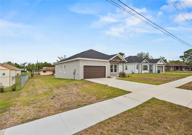 Photo 1 of Single family home for sale at 9211 Northcliffe Blvd, Spring Hill, FL 34606 | MLS# TB8560065 | Listing updated on 2026-10-27