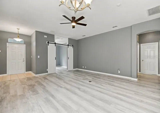 Photo 4 of Single family home for sale at 109 Wethersfield Ct, Deland, FL 32724 | MLS# O6451479 | Listing updated on 2026-10-22