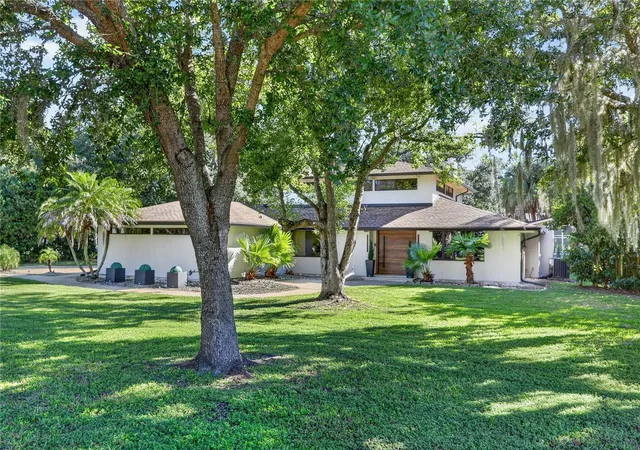 Photo 1 of Single family home for sale at 2313 Indian Mound Trl, Kissimmee, FL 34746 | MLS# P4940227 | Listing updated on 2026-10-26