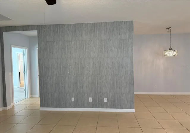 Photo 3 of Single family home for sale at 9511 Oglethorpe Dr, Groveland, FL 34736 | MLS# O6451482 | Listing updated on 2026-10-29