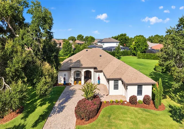 Photo 1 of Single family home for sale at 5419 Meadow Hl Loop, Lady Lake, FL 32159 | MLS# G5119307 | Listing updated on 2026-10-23