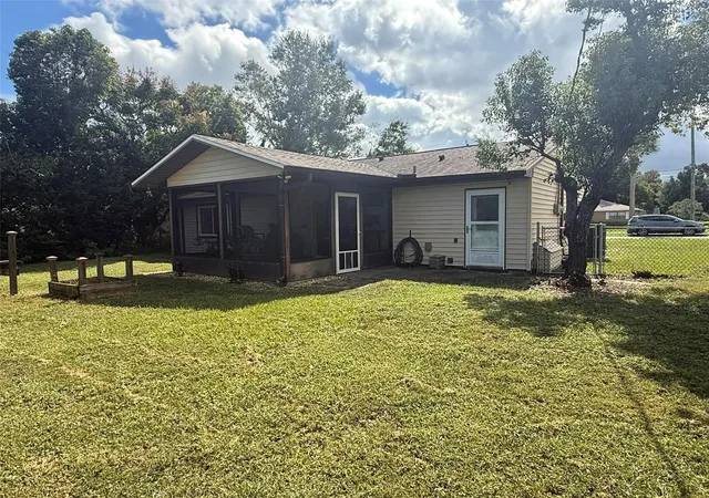 Photo 2 of Single family home for sale at 469 Wiltshire Blvd, Port Orange, FL 32127 | MLS# NS1089543 | Listing updated on 2026-10-22