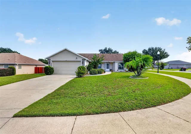 Photo 1 of Single family home for sale at 10449 Regal View Loop, Clermont, FL 34711 | MLS# G5119309 | Listing updated on 2026-10-23
