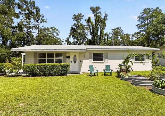 Photo 2 of Single family home for sale at 3310 Nw 30th Avenue, Gainesville, FL 32605 | MLS# GC544332 | Listing updated on 2026-10-27