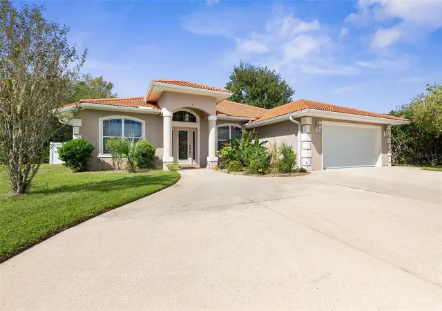 Photo 2 of Single family home for sale at 18 Farson Ln, Palm Coast, FL 32137 | MLS# FC322261 | Listing updated on 2026-10-22