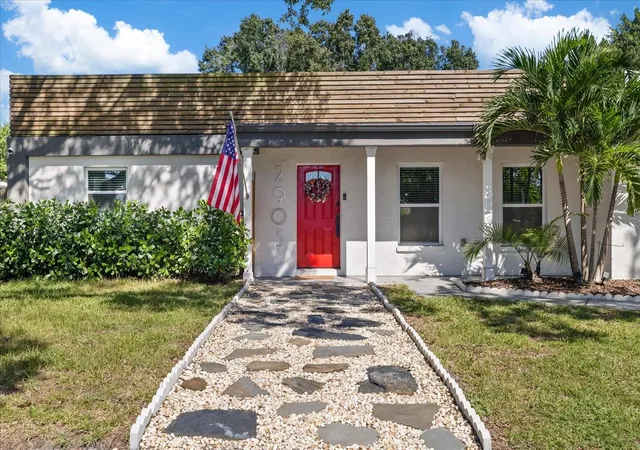 Single family home for sale at 2905 W Paxton Ave, TAMPA, FL 33611 | MLS# TB8560105