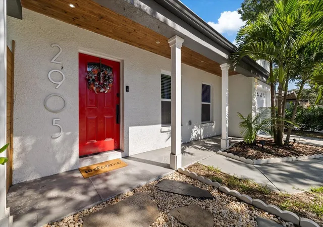 Photo 2 of Single family home for sale at 2905 W Paxton Ave, Tampa, FL 33611 | MLS# TB8560105 | Listing updated on 2026-10-23