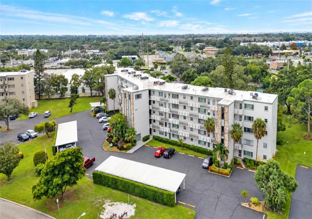 Condo for sale at 4440 Ironwood Cir #206D, BRADENTON, FL 34209 | MLS# A4710326