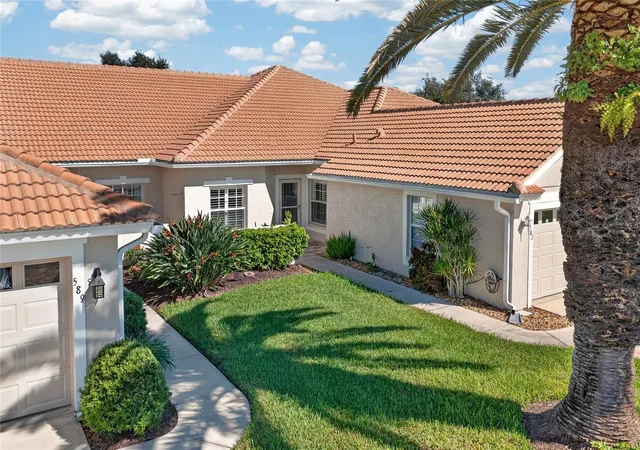 Photo 3 of Single family home for sale at 587 Back Nine Dr, Venice, FL 34285 | MLS# C7532279 | Listing updated on 2026-10-24