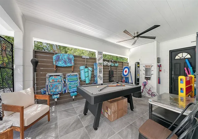 Photo 4 of Single family home for sale at 2375 Datura St, Sarasota, FL 34239 | MLS# A4710331 | Listing updated on 2026-10-23