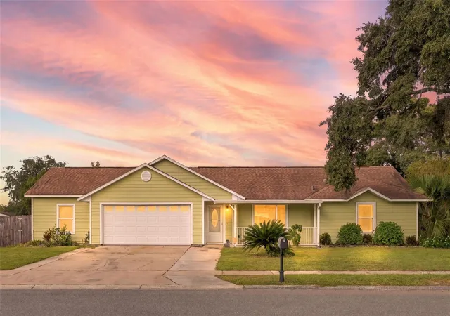 Single family home for sale at 6906 Sawmill Blvd, OCOEE, FL 34761 | MLS# S5159933