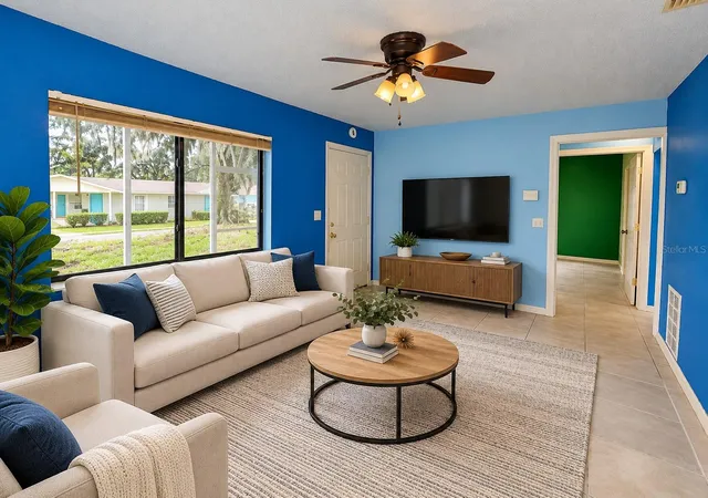 Photo 3 of Single family home for sale at 1104 Crosby St, Leesburg, FL 34748 | MLS# S5159935 | Listing updated on 2026-10-22