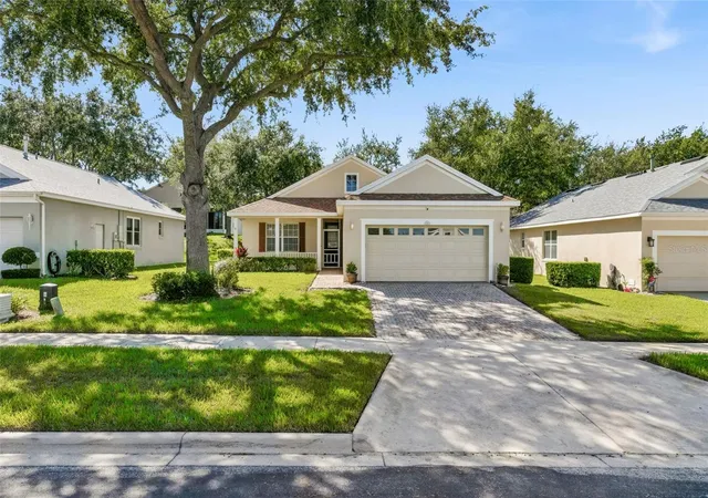 Photo 1 of Single family home for sale at 762 Wolf Crk St, Clermont, FL 34711 | MLS# G5119317 | Listing updated on 2026-10-22