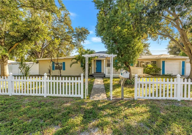 Single family home for sale at 10804 Seminole Dr N, Saint Petersburg, FL 33708 | MLS# TB8560141