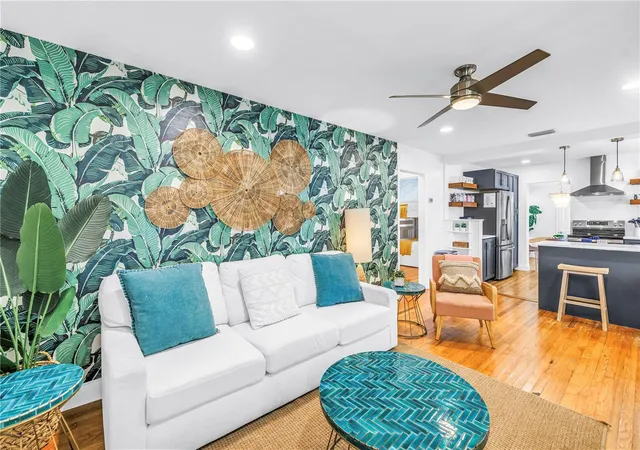 Photo 1 of Single family home for sale at 10804 Seminole Dr N, Saint Petersburg, FL 33708 | MLS# TB8560141 | Listing updated on 2026-10-25