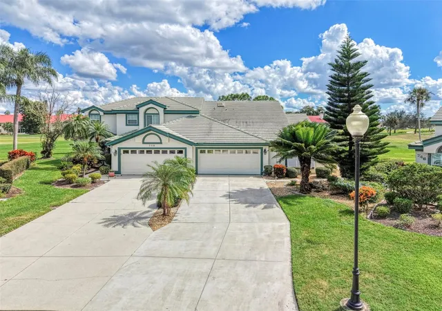 Photo 1 of Single family home for sale at 748 Connemara Ct, Venice, FL 34292 | MLS# N6146298 | Listing updated on 2026-10-28