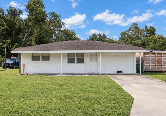 Single family home for sale at 3112 Savoy Way, SARASOTA, FL 34232 | MLS# TB8560155