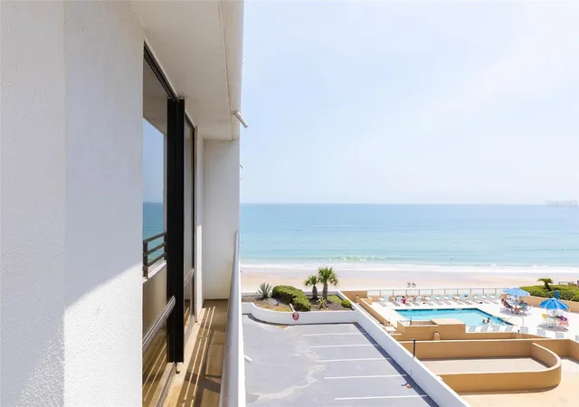 Photo 4 of Condo for sale at 3013 S Atlantic Ave #4020, Daytona Beach, FL 32118 | MLS# V4951926 | Listing updated on 2026-10-22