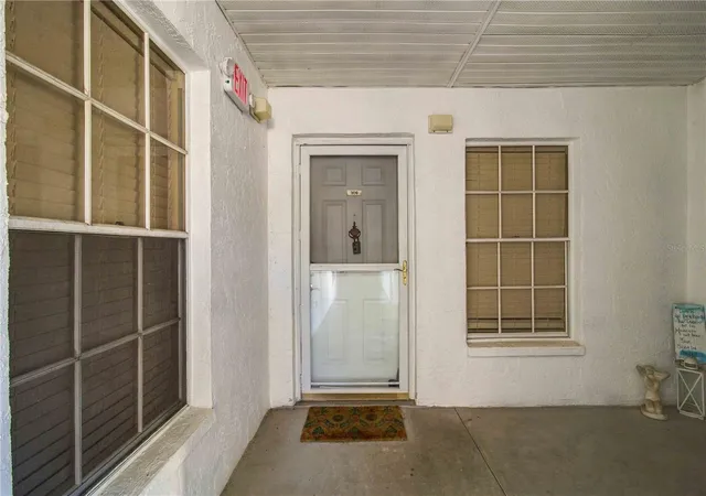 Photo 3 of Condo for sale at 6304 Pointe W Blvd #309, Bradenton, FL 34209 | MLS# A4710346 | Listing updated on 2026-10-26