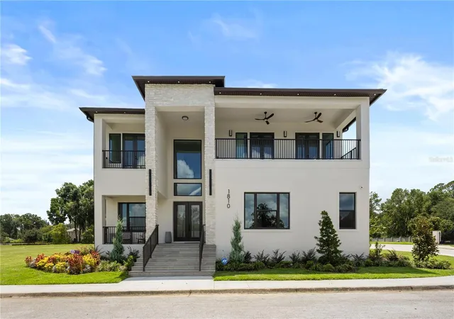 Single family home for sale at 1810 SE 21st Place, OCALA, FL 34471 | MLS# OM734422